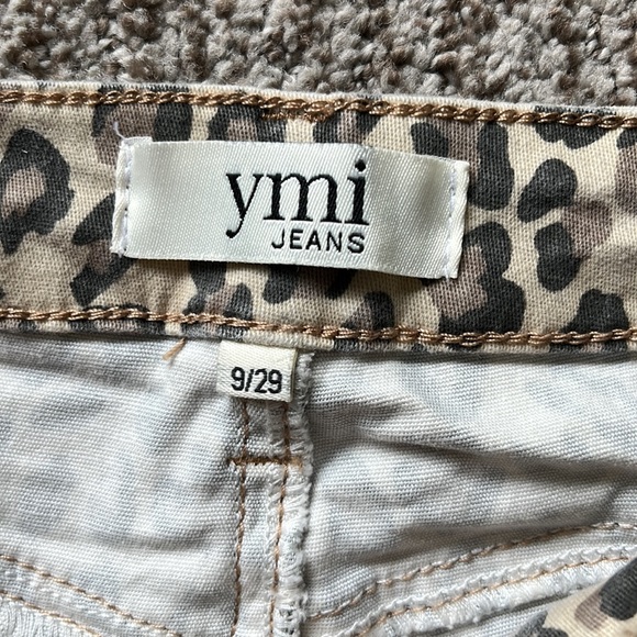 Leopard Print Denim - Picture 3 of 3